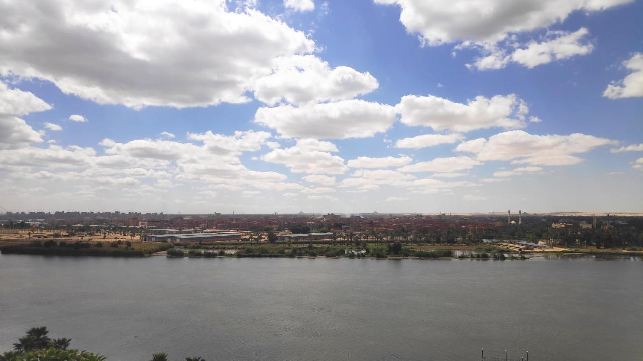 Nile Pyramidal View Apartment Kaherah Luaran gambar
