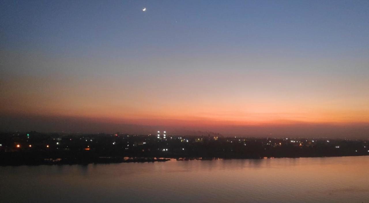 Nile Pyramidal View Apartment Kaherah Luaran gambar
