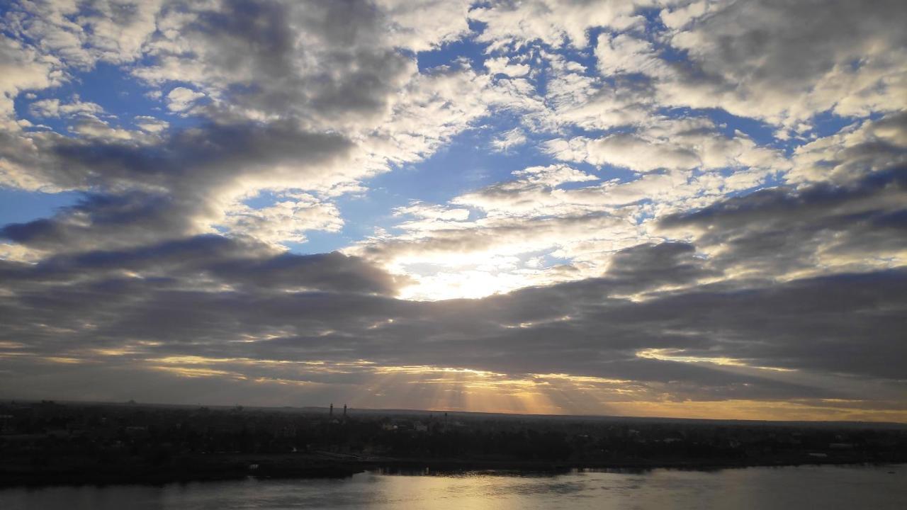 Nile Pyramidal View Apartment Kaherah Luaran gambar