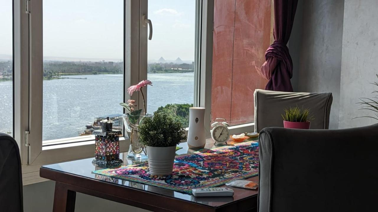 Nile Pyramidal View Apartment Kaherah Luaran gambar