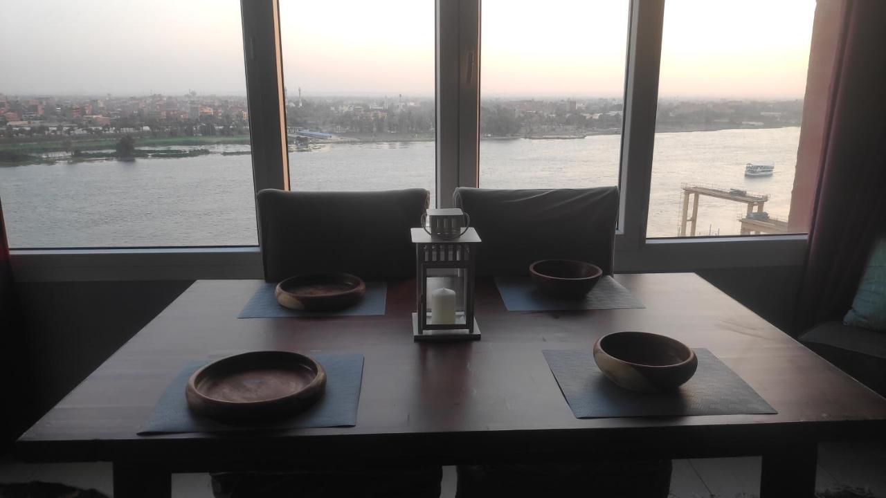 Nile Pyramidal View Apartment Kaherah Luaran gambar